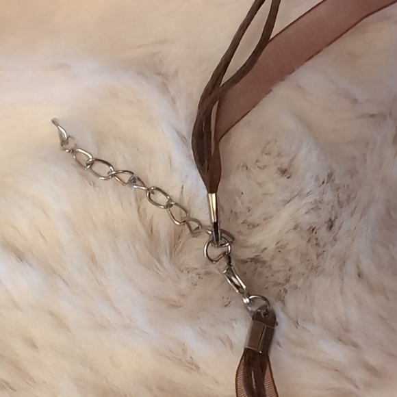 Green Hand Crafted and Painted Polymer Necklace With Matching Hook Earrings - Picture 6 of 13